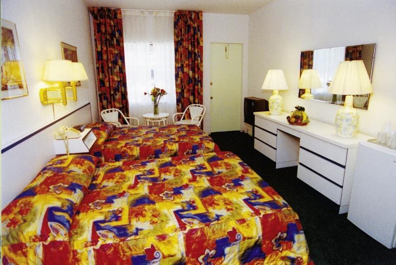 Travelodge Monaco Beach Resort Sunny Isles Beach Extérieur photo